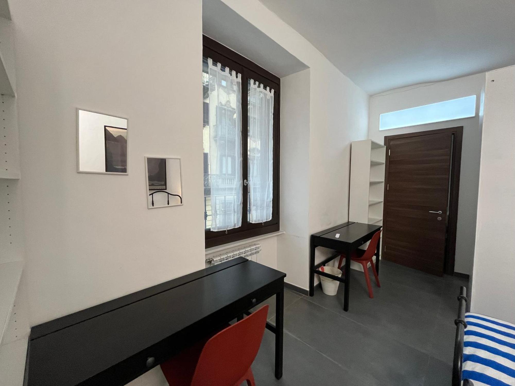 Porta Susa Rooms - Camere Porta Susa Turijn Buitenkant foto